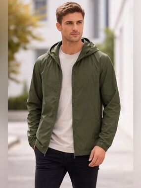 Herschel Supply Co. Voyage Wind Jacket – Olive Green size XL